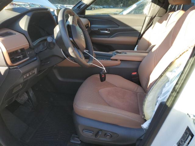 2025 TOYOTA GRAND HIGH #3286499269