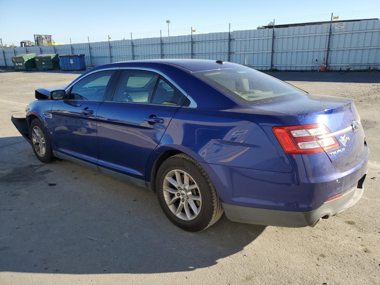 FORD TAURUS SE