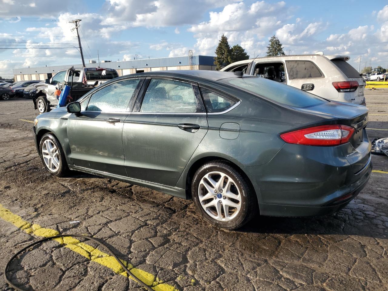 FORD FUSION SE