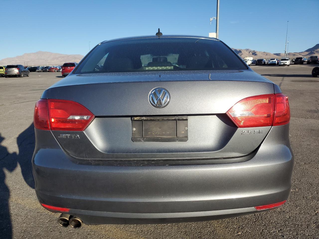 VOLKSWAGEN JETTA SE
