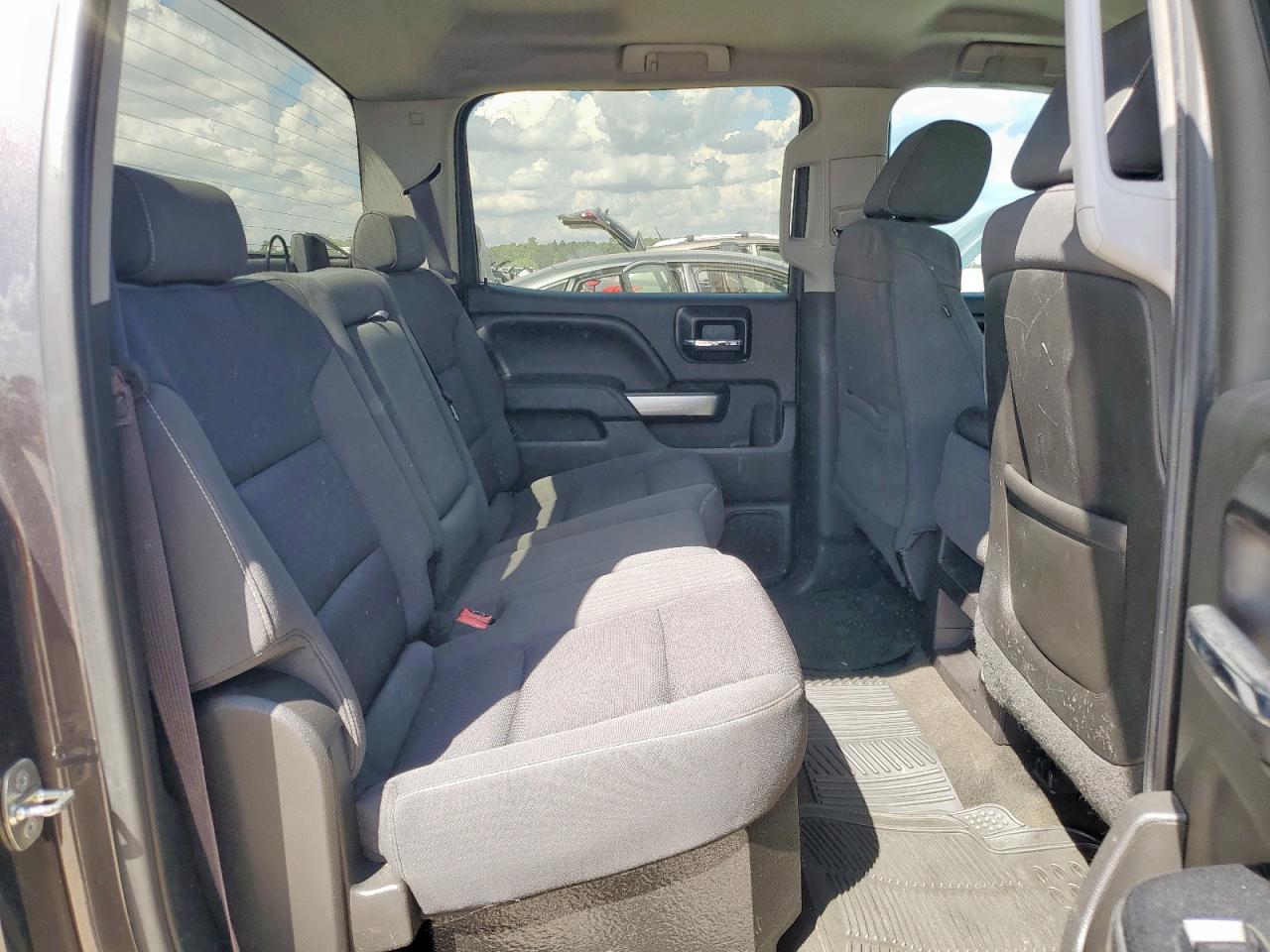 CHEVROLET SILVERADO C1500 LT