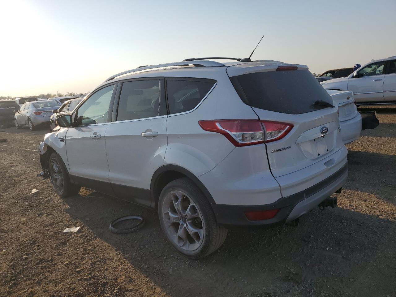 FORD ESCAPE TITANIUM