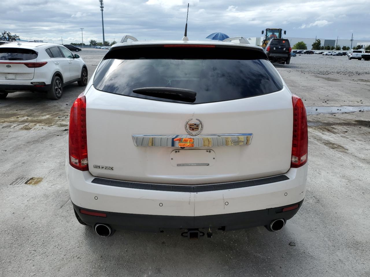 CADILLAC SRX LUXURY COLLECTION