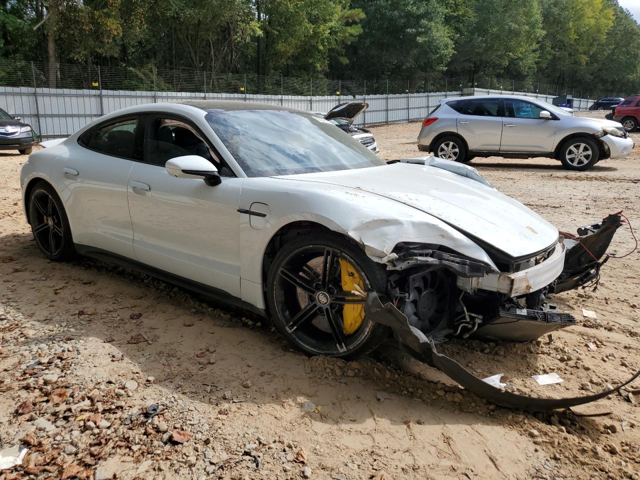 PORSCHE TAYCAN TURBO