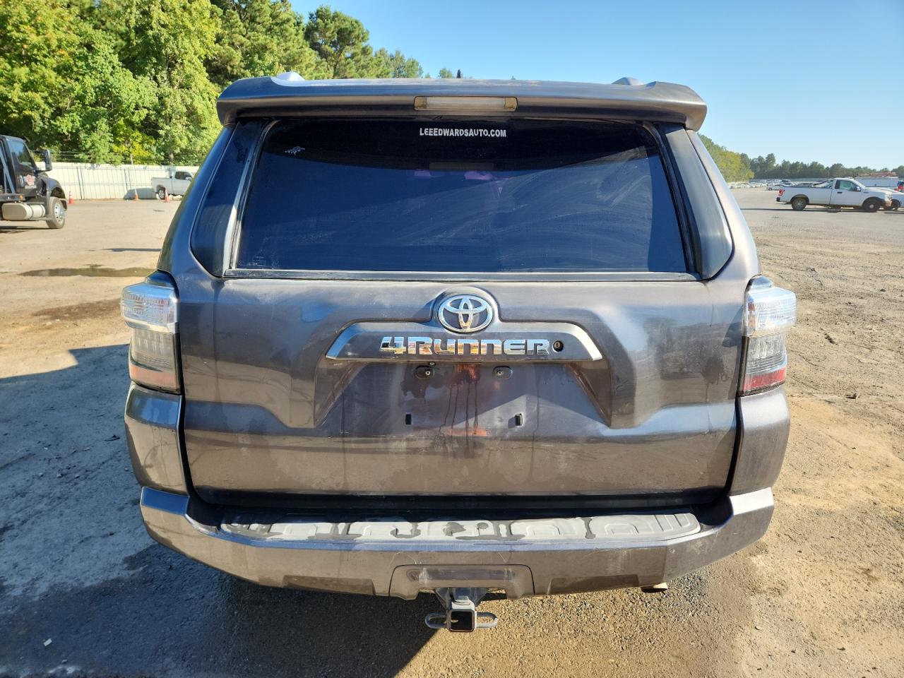 TOYOTA 4RUNNER SR5