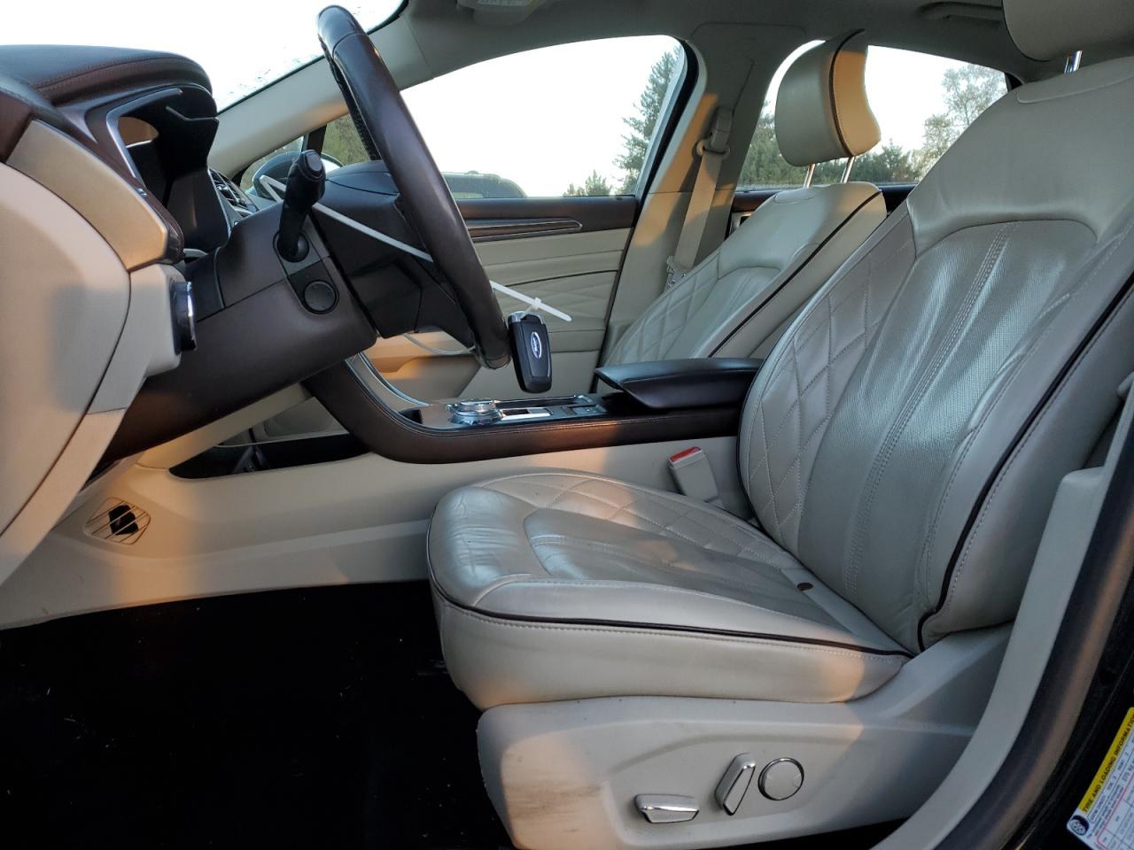 FORD FUSION TITANIUM HEV