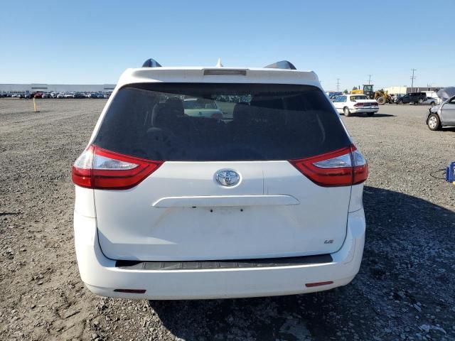 2018 TOYOTA SIENNA LE 5TDKZ3DC3JS917596