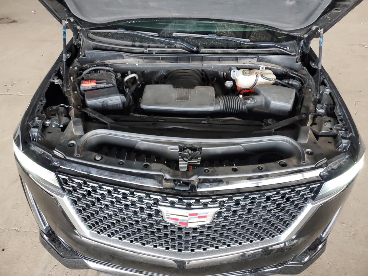 CADILLAC ESCALADE SPORT PLATINUM