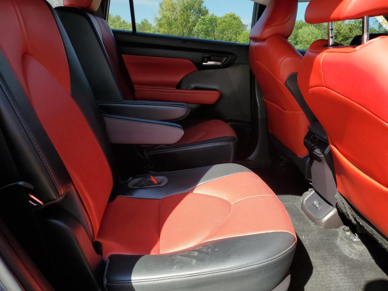 TOYOTA HIGHLANDER XSE