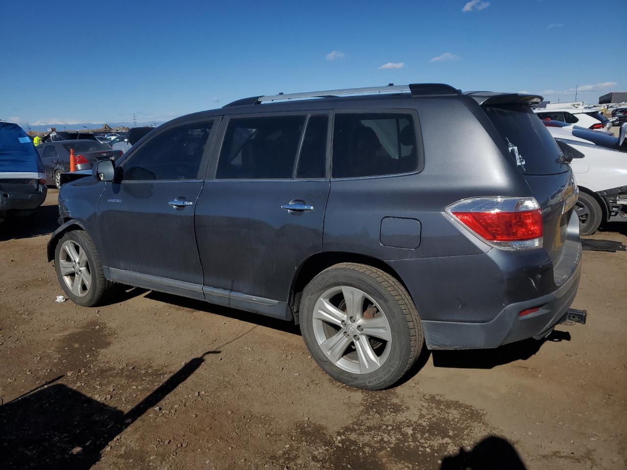 TOYOTA HIGHLANDER LIMITED