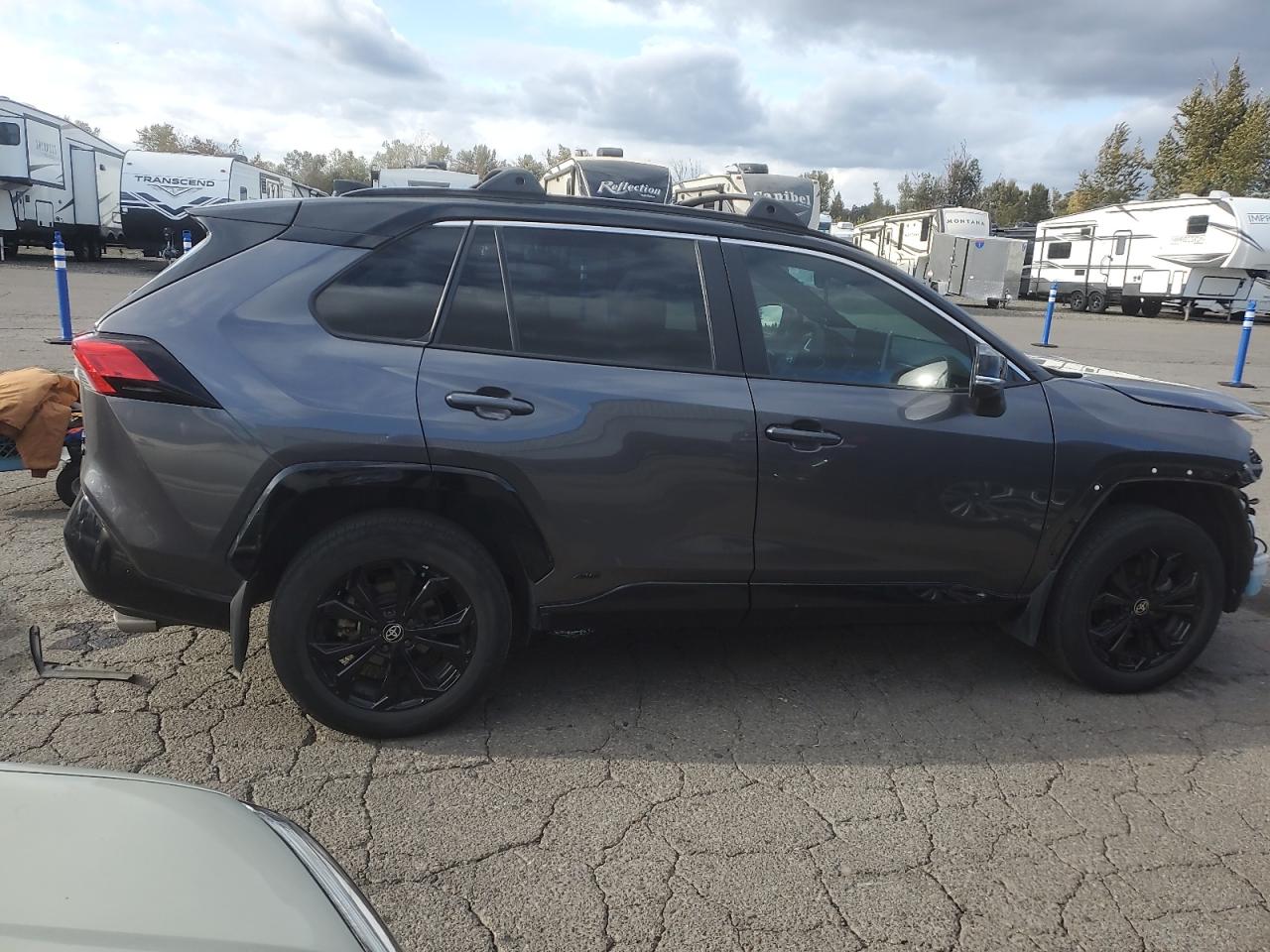 TOYOTA RAV4 XSE