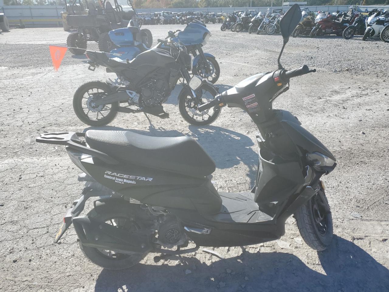 Lot #3282525872 2022 TAIZ MOPED