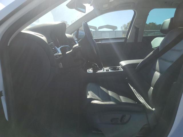 2016 VOLKSWAGEN TOUAREG SP WVGEF9BP1GD012658