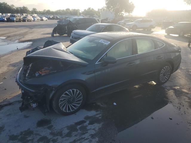 Global Auto Auctions: 2025 HYUNDAI SONATA HYB