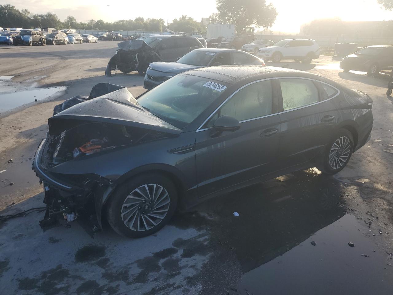 HYUNDAI SONATA HYBRID