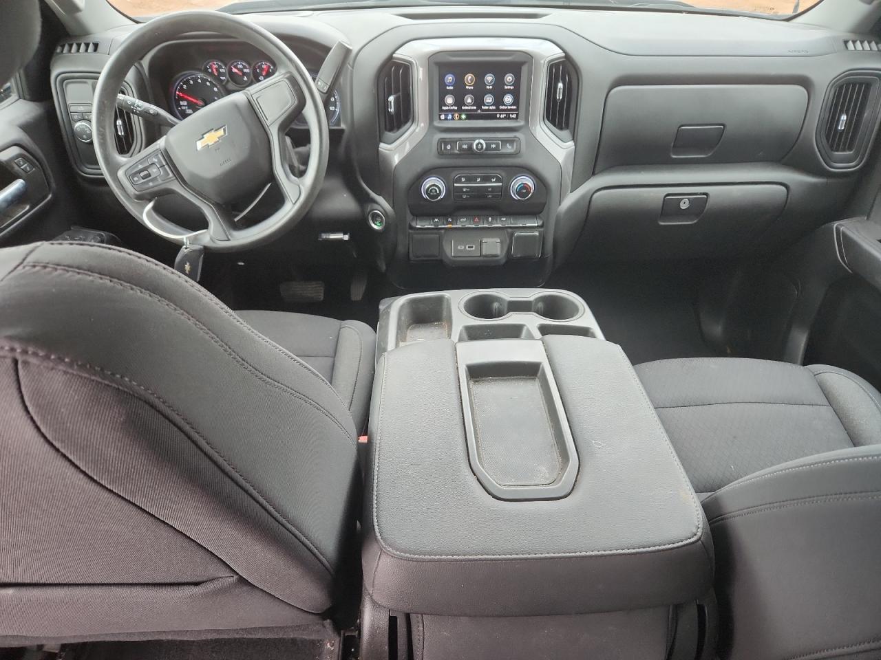 CHEVROLET SILVERADO C1500 CUSTOM