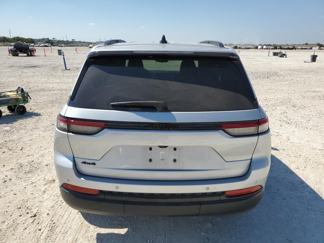 JEEP GRAND CHEROKEE LAREDO