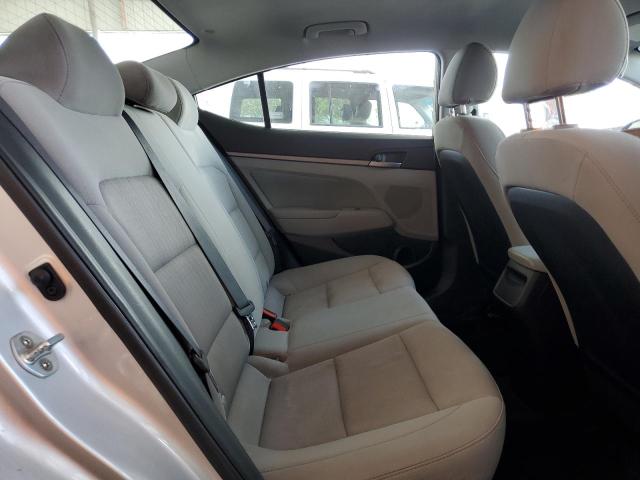 2018 HYUNDAI ELANTRA SE - 5NPD84LF6JH253605