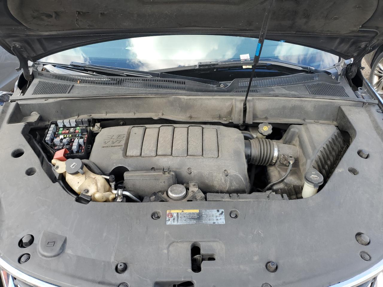 CHEVROLET TRAVERSE LT