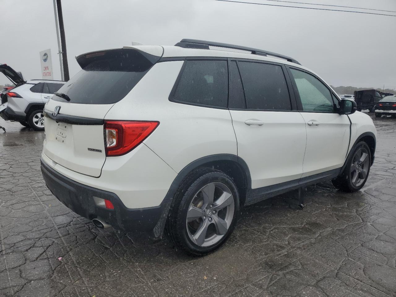 HONDA PASSPORT TOURING