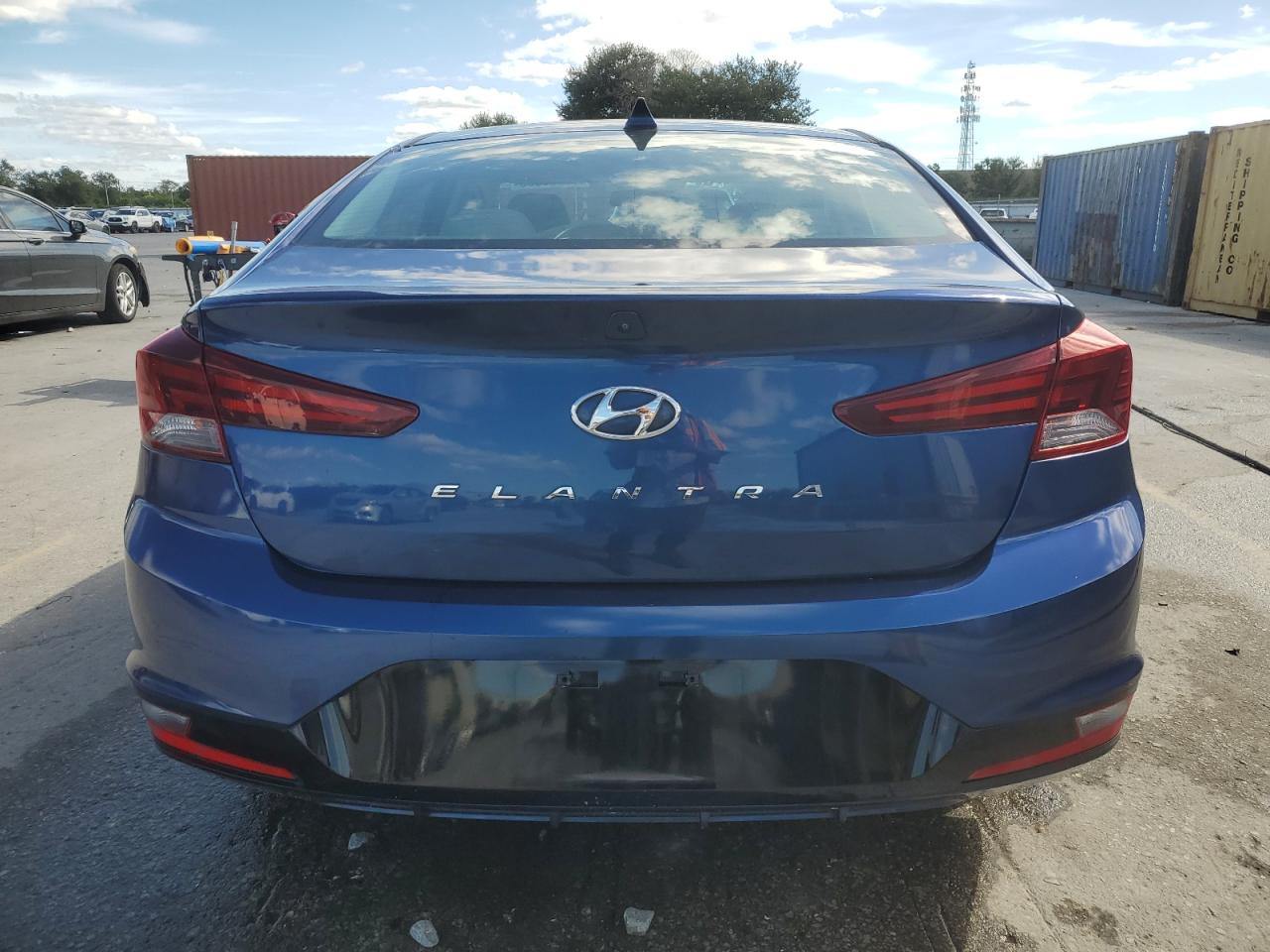 HYUNDAI ELANTRA SEL