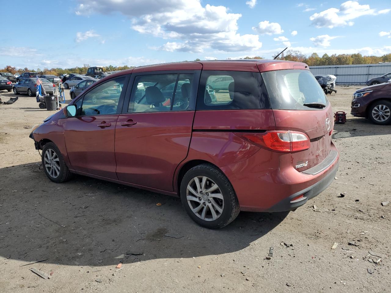 MAZDA 5