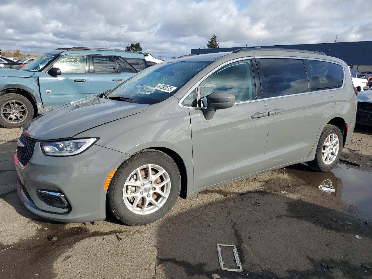 CHRYSLER PACIFICA TOURING L