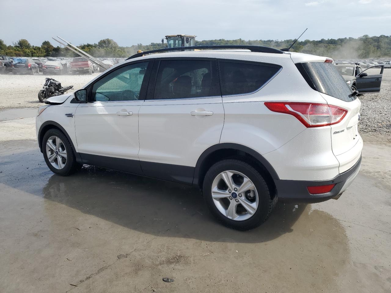 FORD ESCAPE SE