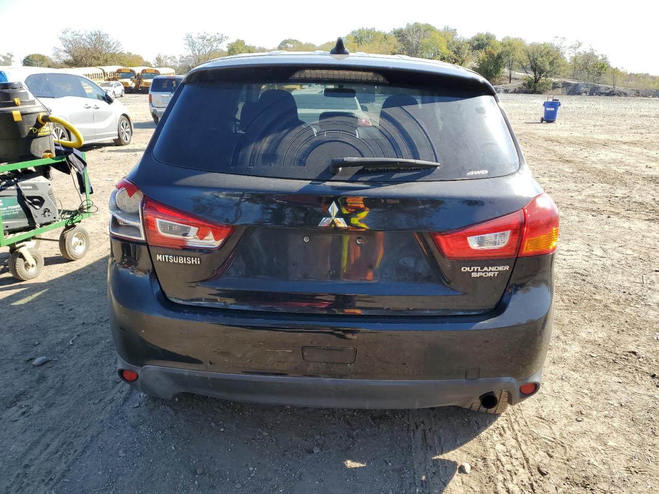 MITSUBISHI OUTLANDER ES