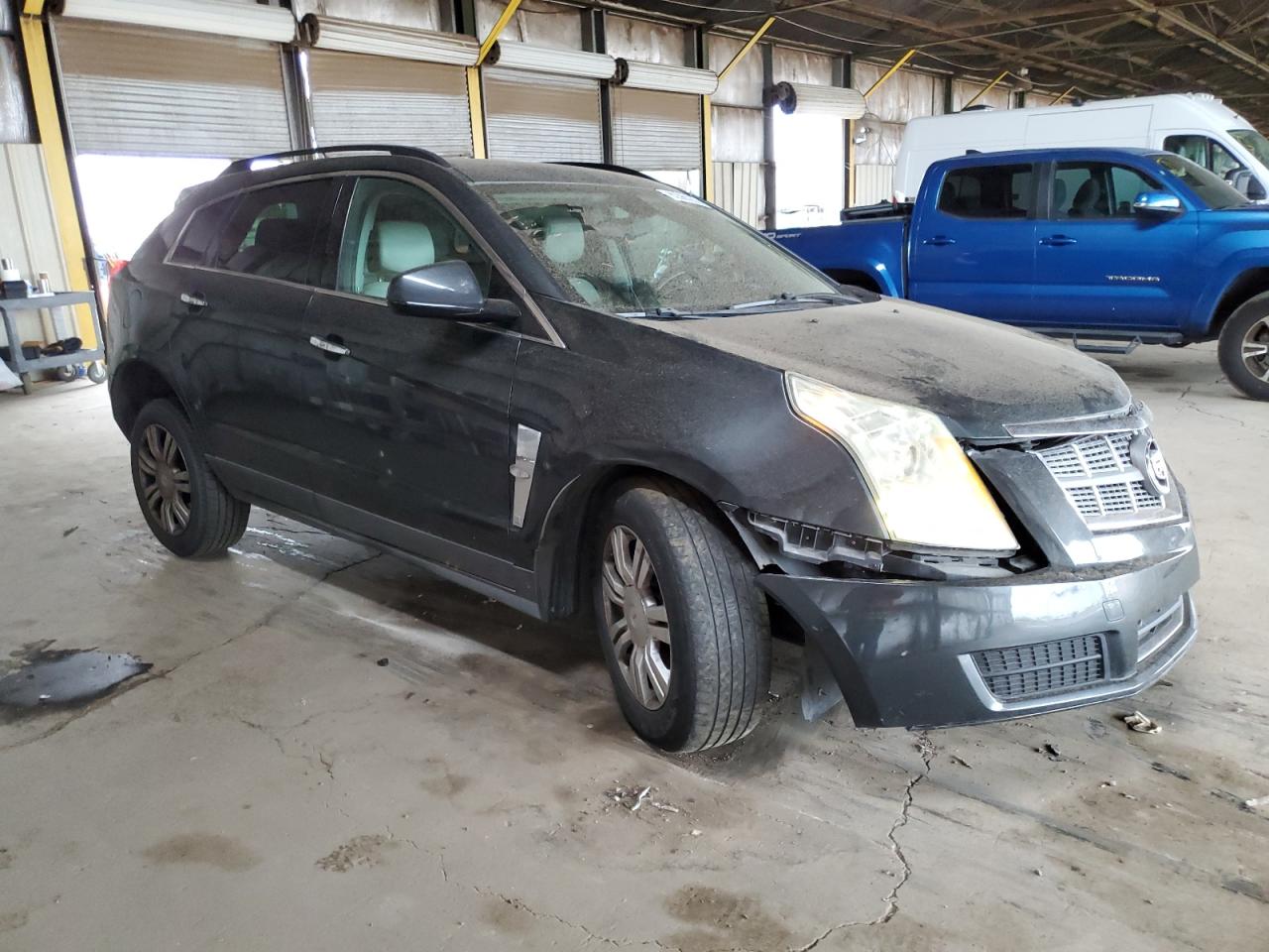 CADILLAC SRX