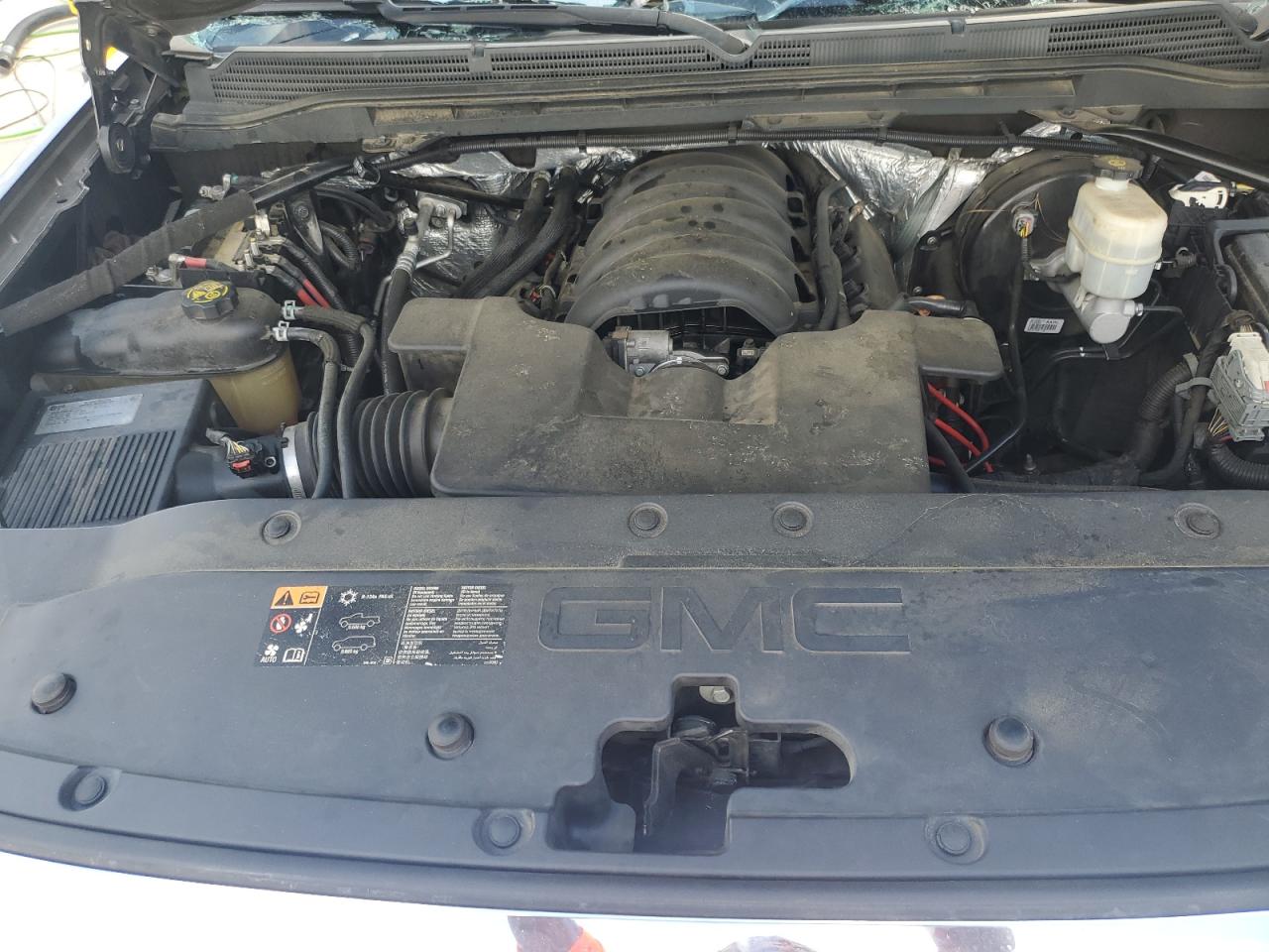 GMC SIERRA C1500 SLT