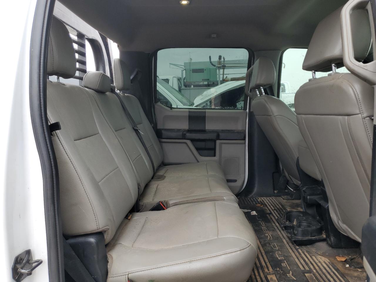 FORD F-350 SUPER DUTY