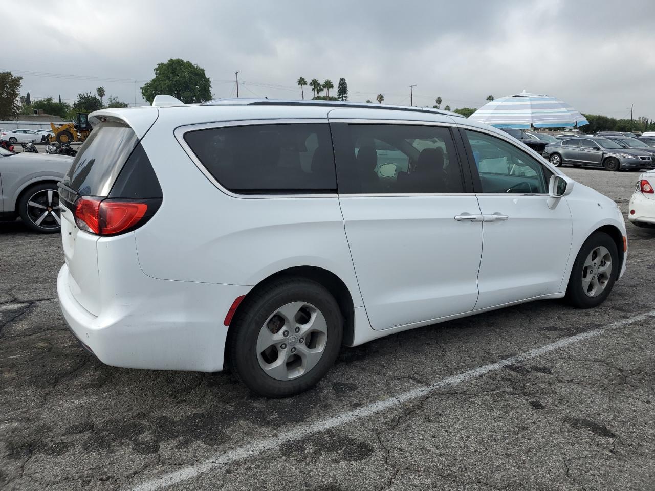 CHRYSLER PACIFICA TOURING L PLUS