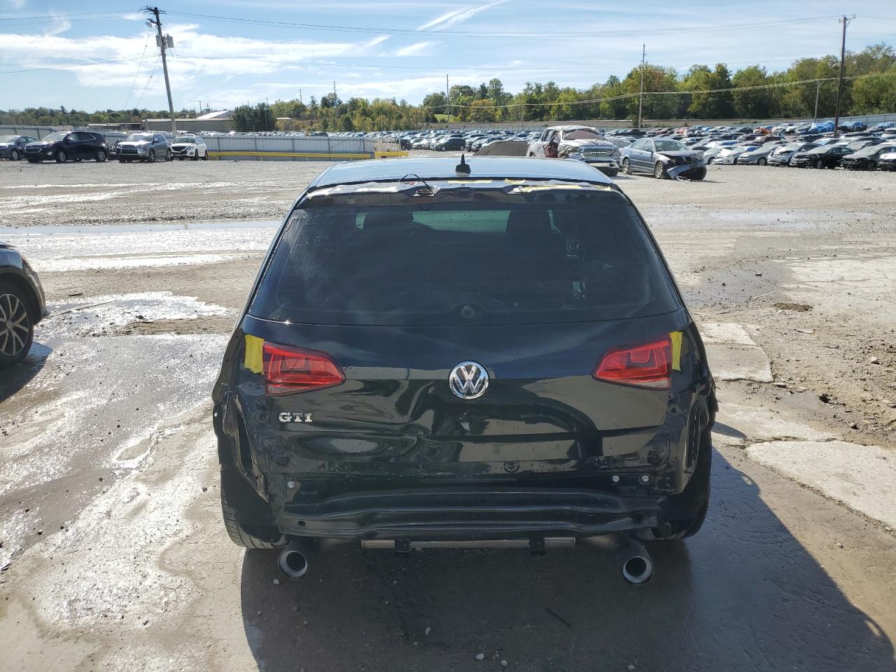 VOLKSWAGEN GOLF GTI S