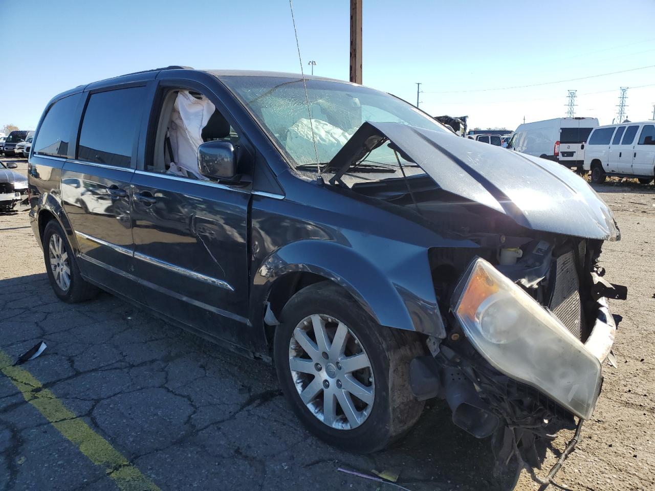 CHRYSLER TOWN & COUNTRY TOURING