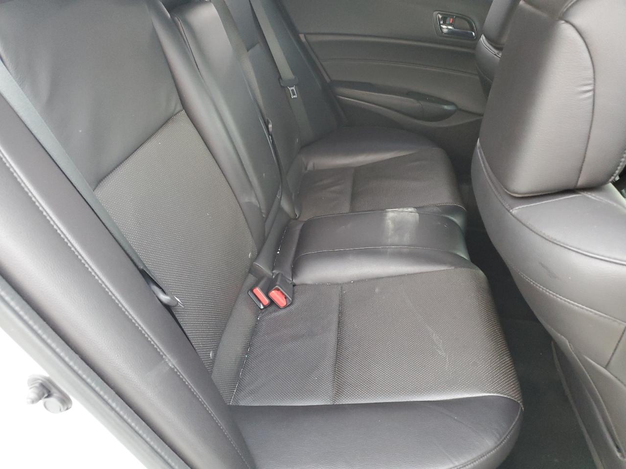 ACURA ILX 20 PREMIUM