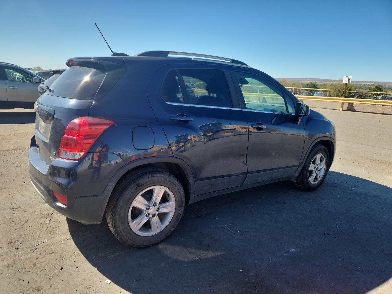 CHEVROLET TRAX 1LT