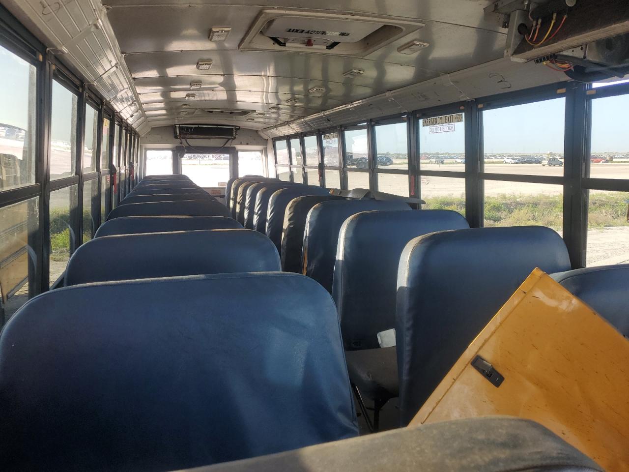 Lot #3268359250 2009 FREIGHTLINER SAF-T-LINER C2