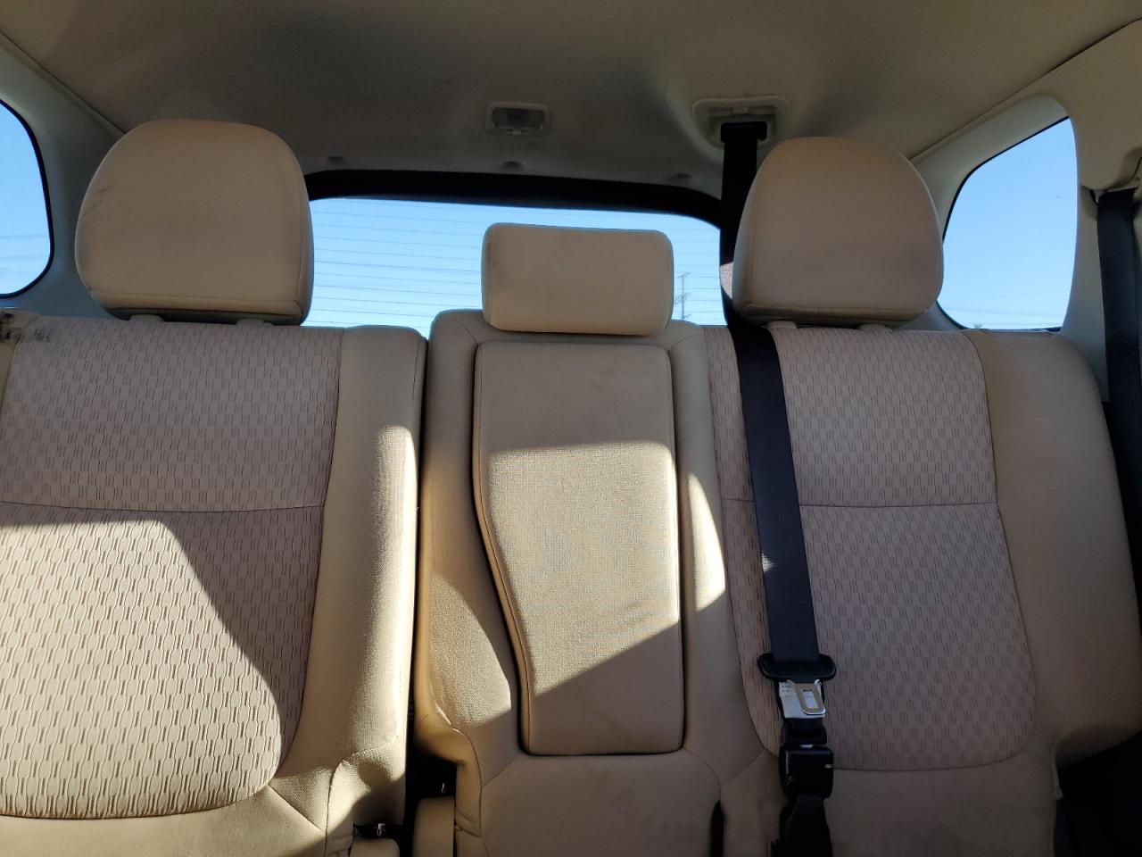 MITSUBISHI OUTLANDER SE