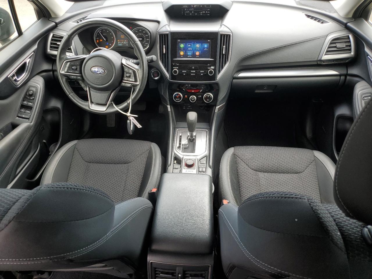 SUBARU FORESTER PREMIUM