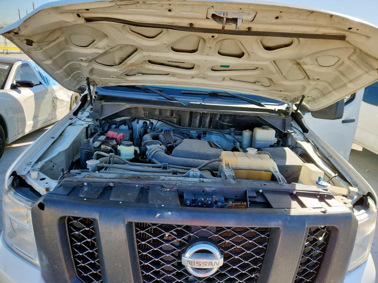 NISSAN NV2500 2500 S