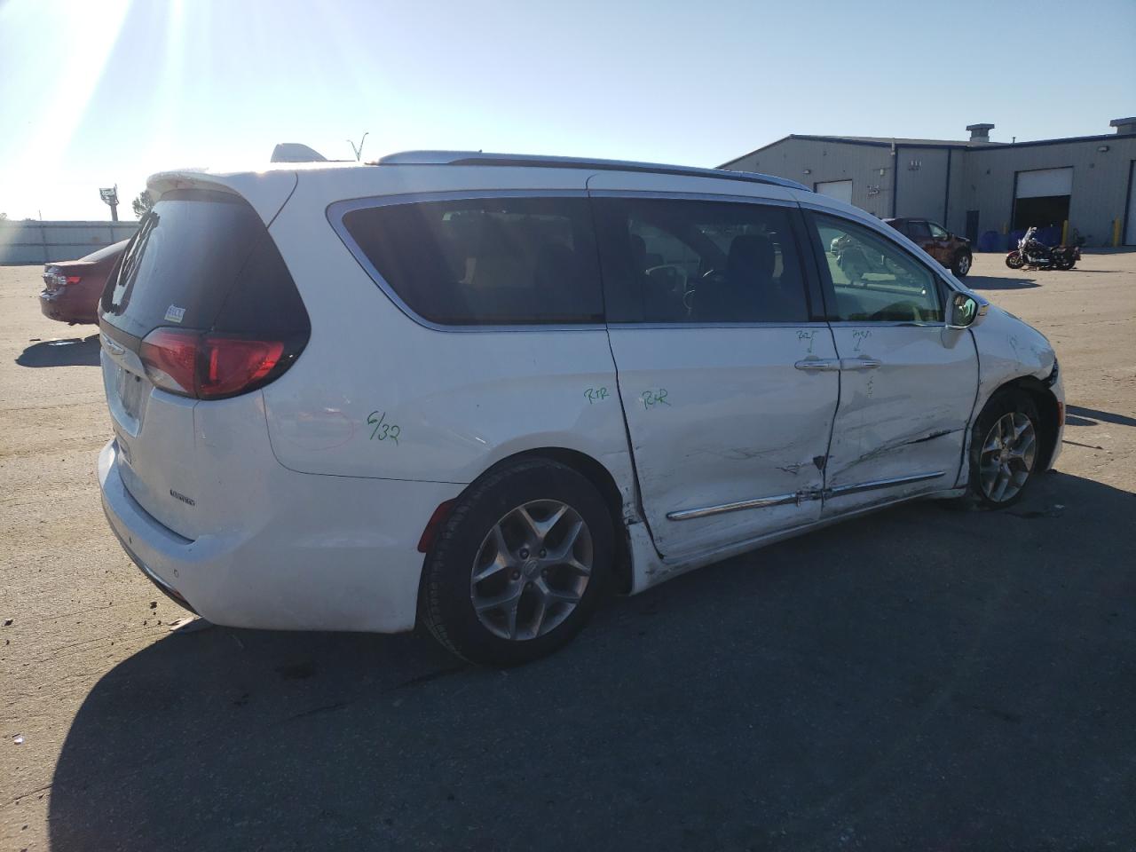 CHRYSLER PACIFICA LIMITED