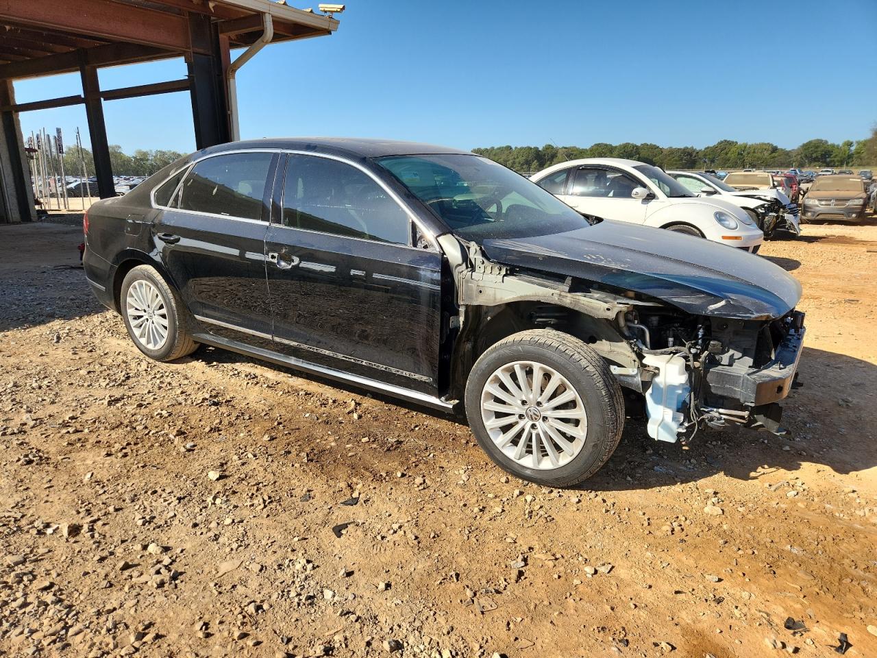 VOLKSWAGEN PASSAT SE