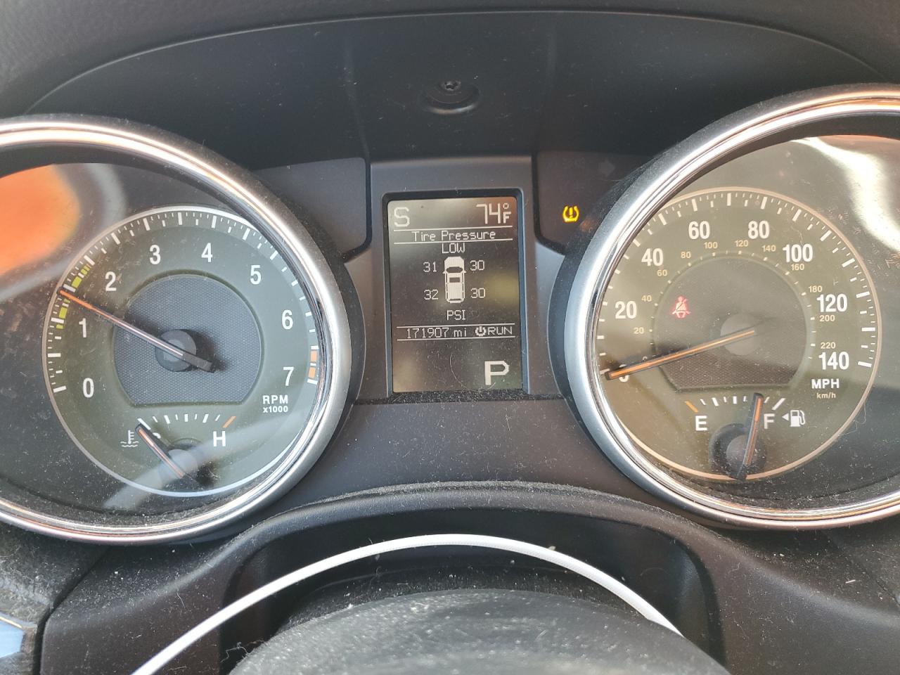 JEEP GRAND CHEROKEE LAREDO