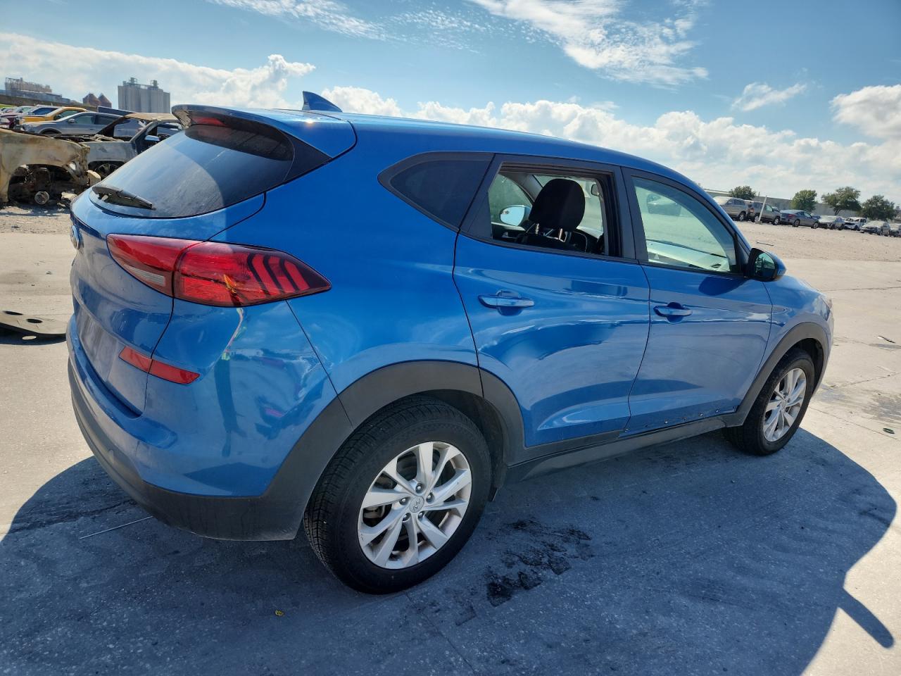 HYUNDAI TUCSON SE