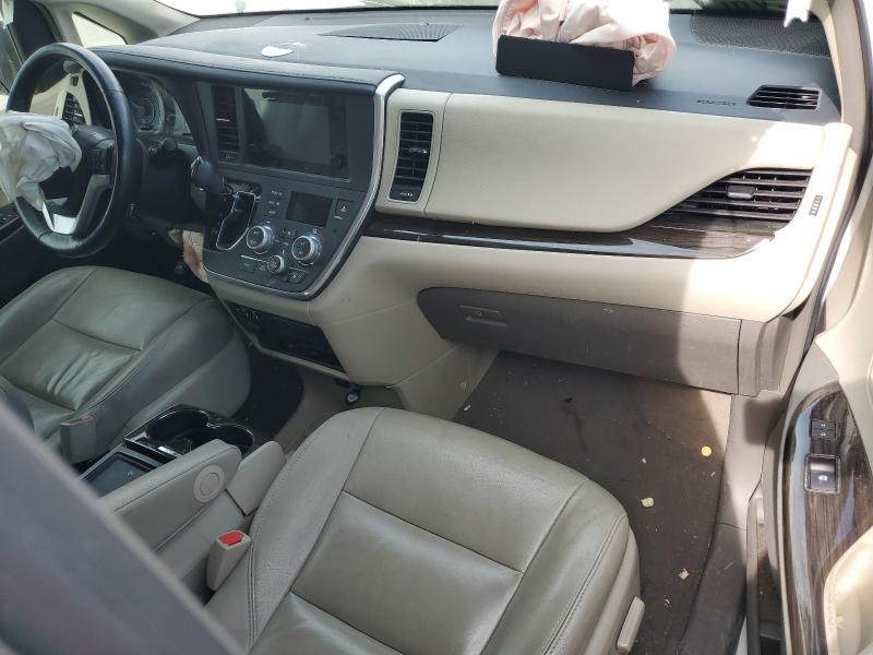 2017 TOYOTA SIENNA XLE - 5TDYZ3DC0HS795445