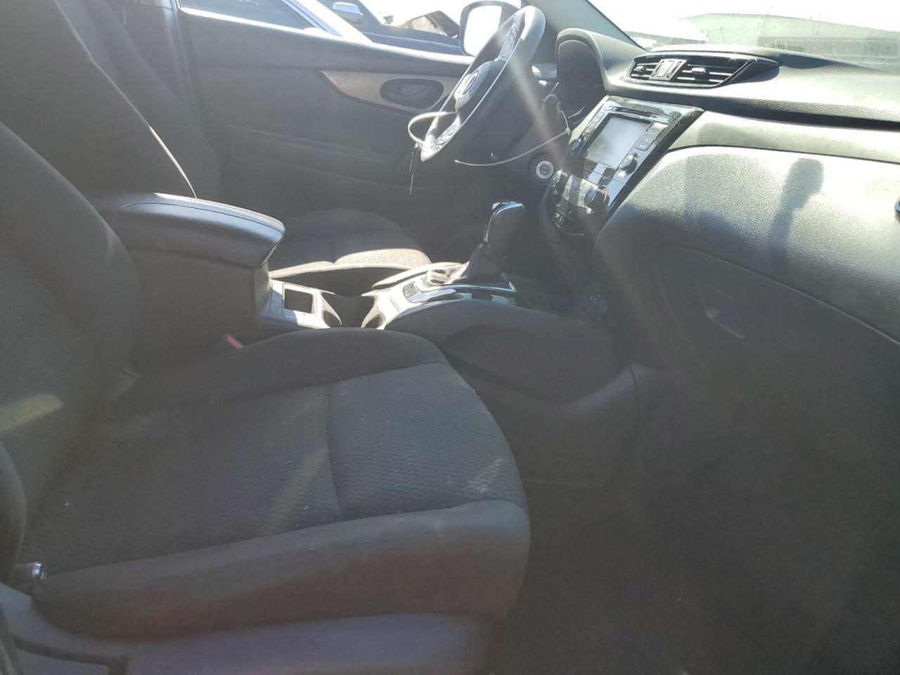 NISSAN ROGUE SPORT S