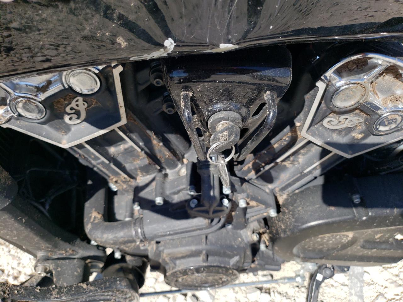 Lot #3298082156 2019 INDIAN MOTORCYCLE CO. SCOUT BOBBER