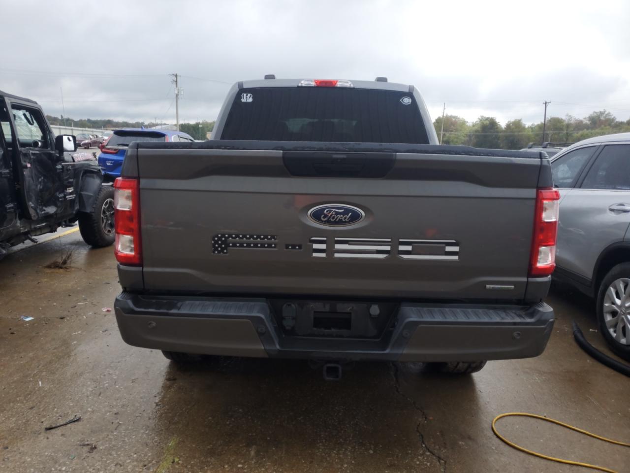 FORD F-150 SUPERCREW