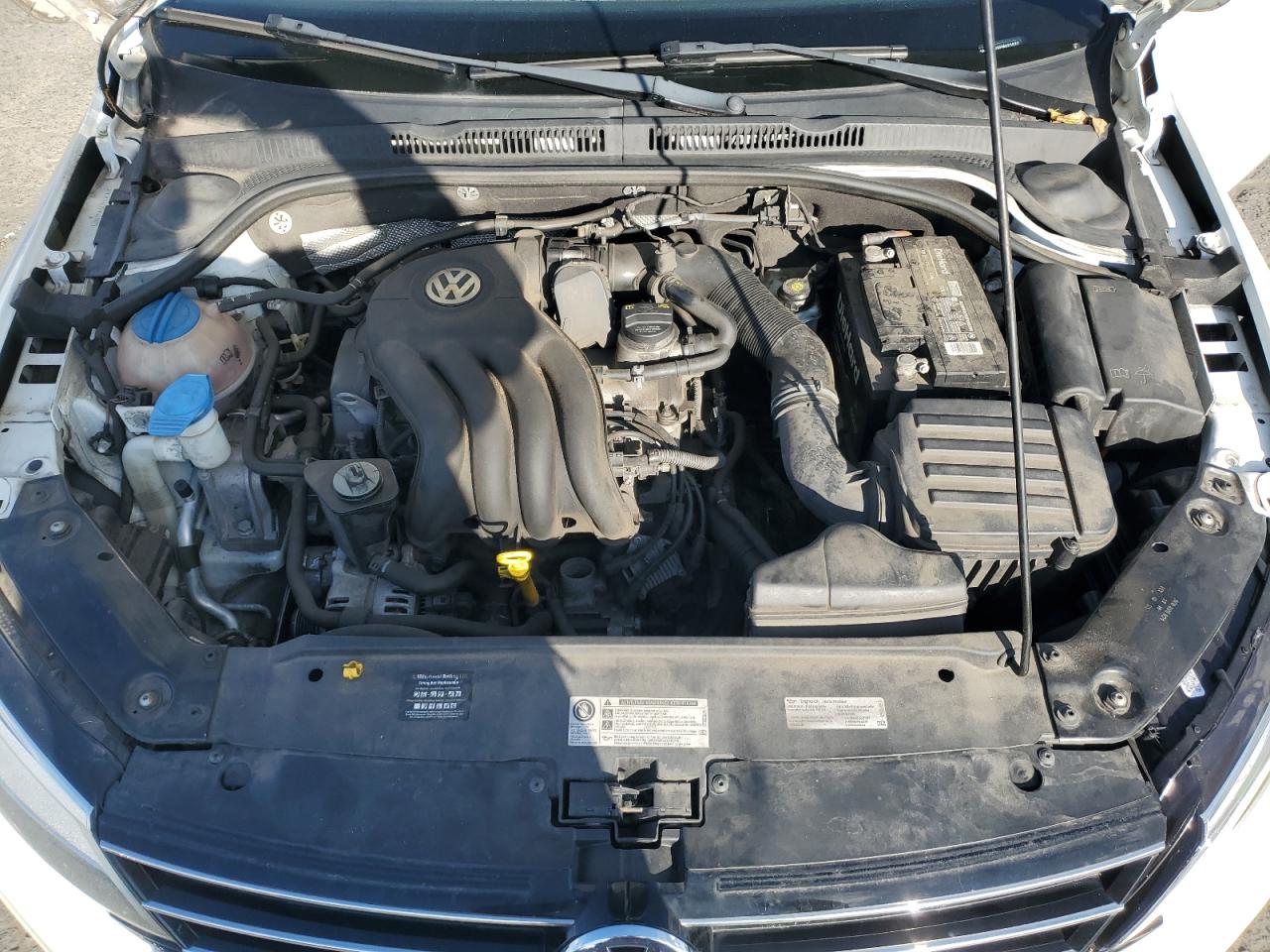 VOLKSWAGEN JETTA BASE